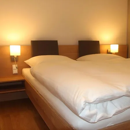 Gutshof Andres Hotel *